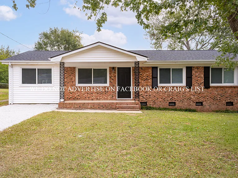 Malvern Cir — Photo 1