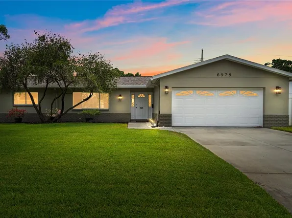 6978 16th Ave N, Saint Petersburg, FL 33710