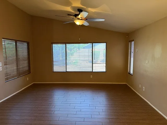 43194 W Sunland Dr — Photo 5