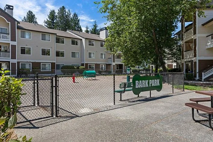 Olin Fields Apartments — Photo 29