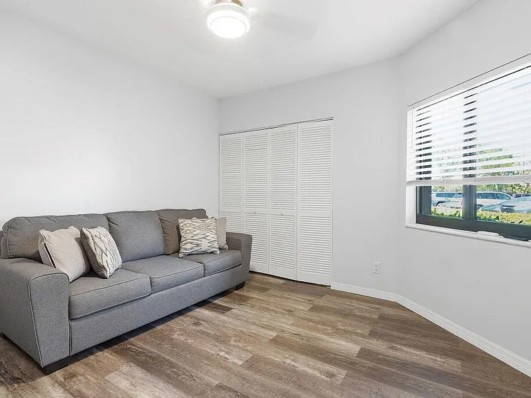 1143 Duncan Cir #103 — Photo 17