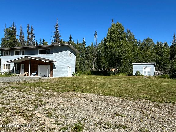 5th image of 45940 Miller Loop Rd