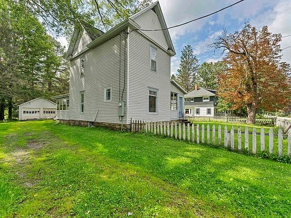 4th image of 57 Delevan Ave