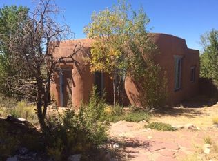 40 Camino Benavidez, Santa Fe, NM 87507