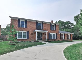 6075 Strathburn Ct, Cincinnati, OH 45230