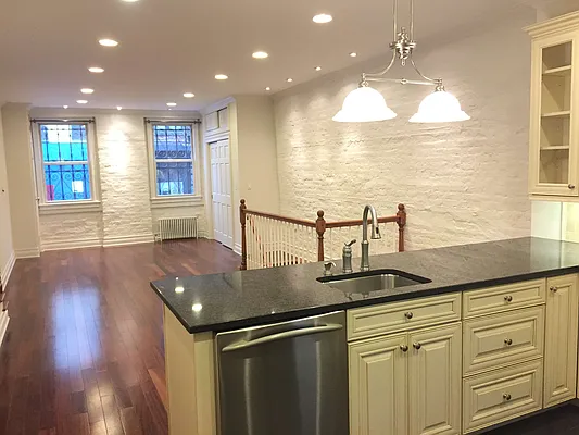 Rented by Owner | media 10