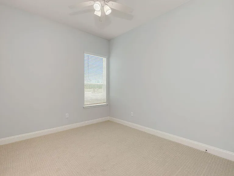 218 Waterline Dr — Photo 8
