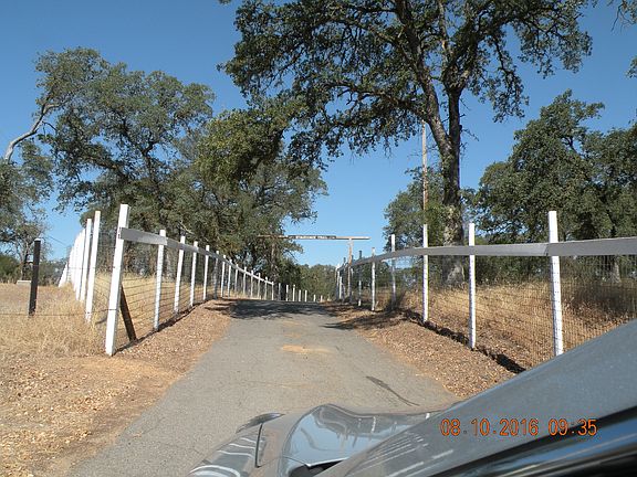 2nd image of 605 Stagecoach Ln