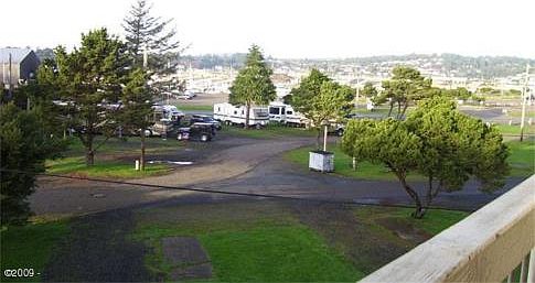 5th image of 2633 SE Pacific Way