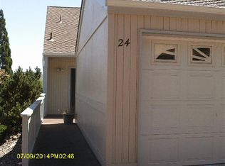 24 NW Mountain View Dr, Roseburg, OR 97471