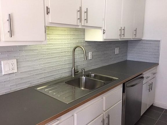 5th image of 311 Montana Ave APT 101