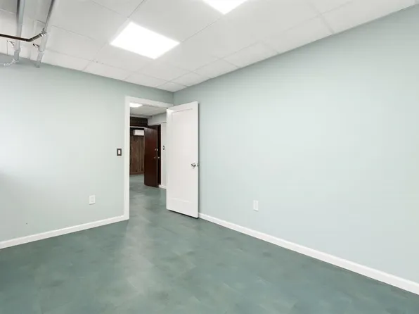 2314 Palisade Avenue image 38 of 49