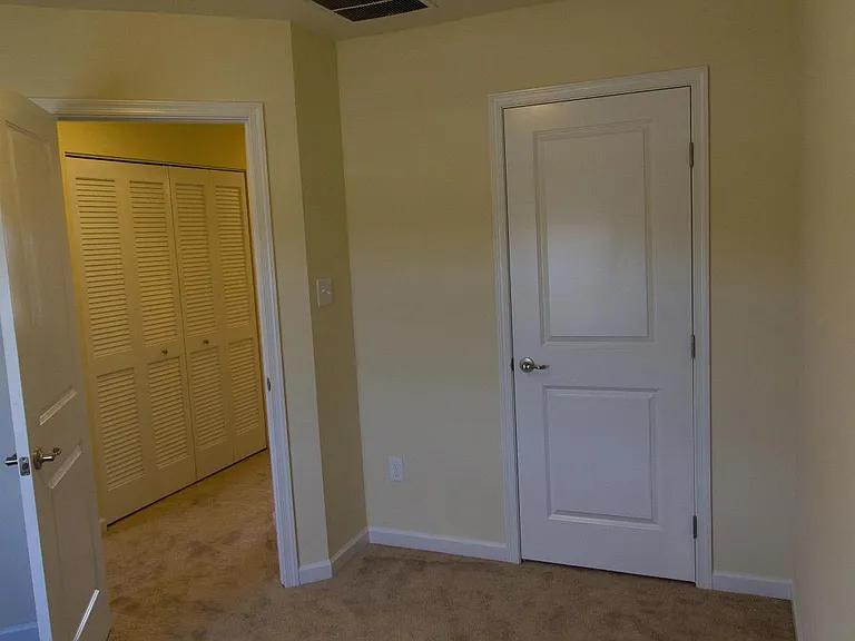 1916 Georgetown Dr — Photo 12