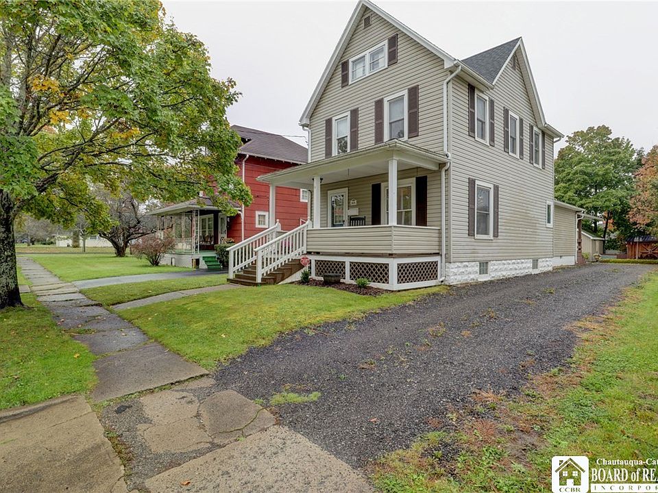 1st image of 168 Park St