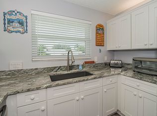 870, Vero Beach, FL 32962