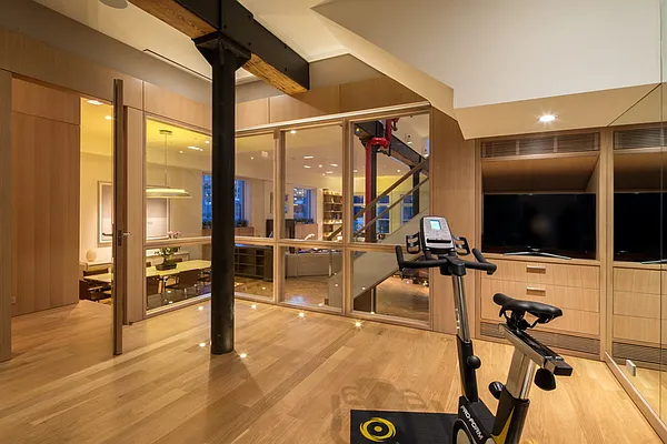 Sold by Modlin Group | media 9