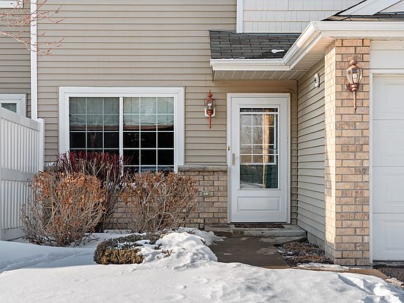 3rd image of 6989 139th Ave NW