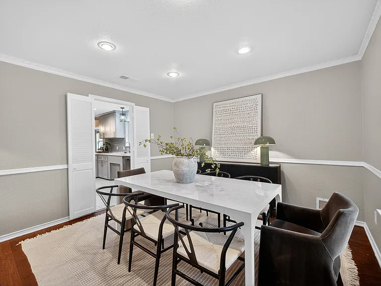 9660 Timberleaf Dr — Photo 32