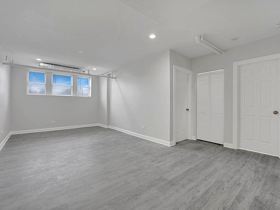 5th image of 4454 W Parker Ave #G