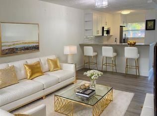 1801 NW 75th Ave APT 104, Plantation, FL 33313