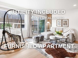 807 6th Ave N APT 1, Seattle, WA 98109