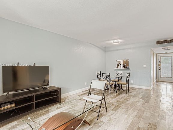 3rd image of 6300 NW 62nd St APT 210