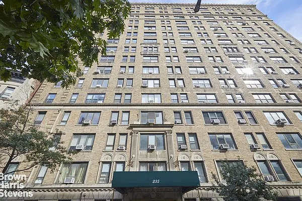 Rented by Brown Harris Stevens | media 14