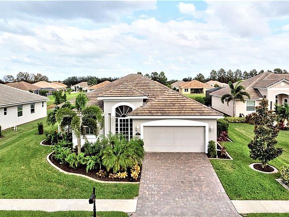 2nd image of 8240 Heather Ct