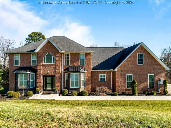 126 Newcomer Rd, Charleston, WV 25309
