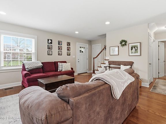 5th image of 4032 Brookfield Ave