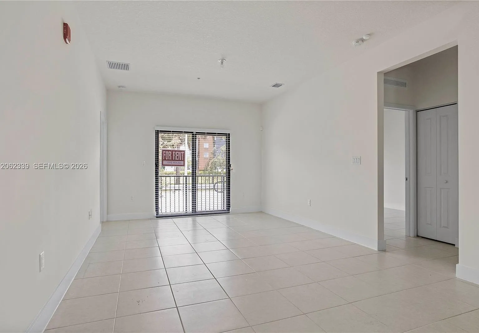 Downtown Doral South Phas — Photo 4