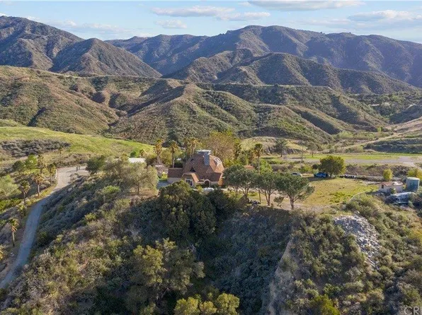 16742 Placerita Canyon Rd, Newhall, CA 91321