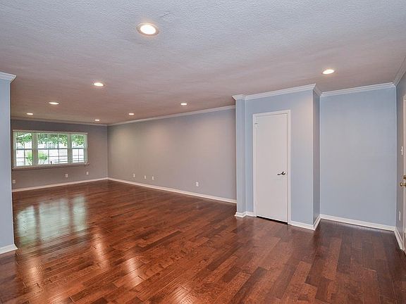 2nd image of 2700 Bellefontaine St APT A23