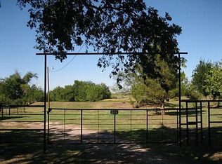 946 N Munson Rd, Royse City, TX 75189