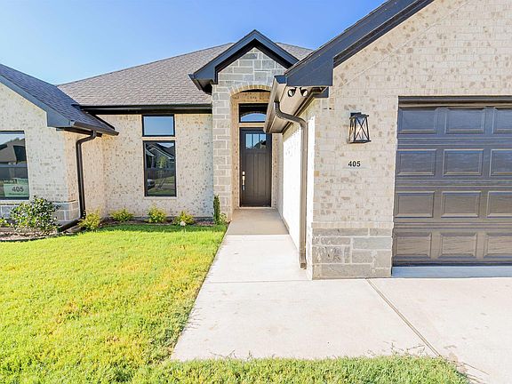 2nd image of 405 Meadows Ct