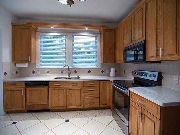 5th image of 3715 W Tacon St