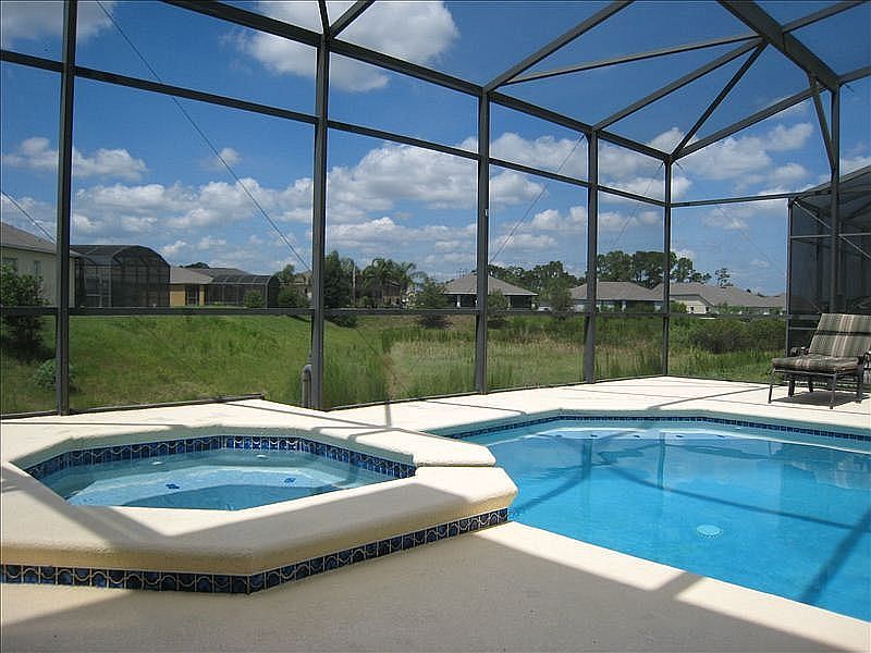 Heated 30x15 pool with spa