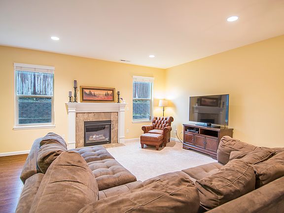 4th image of 11307 131st Street Ct E
