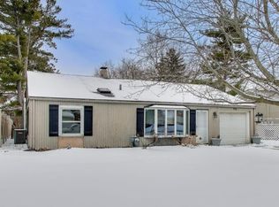 440 W Meadow Ave, Lombard, IL 60148