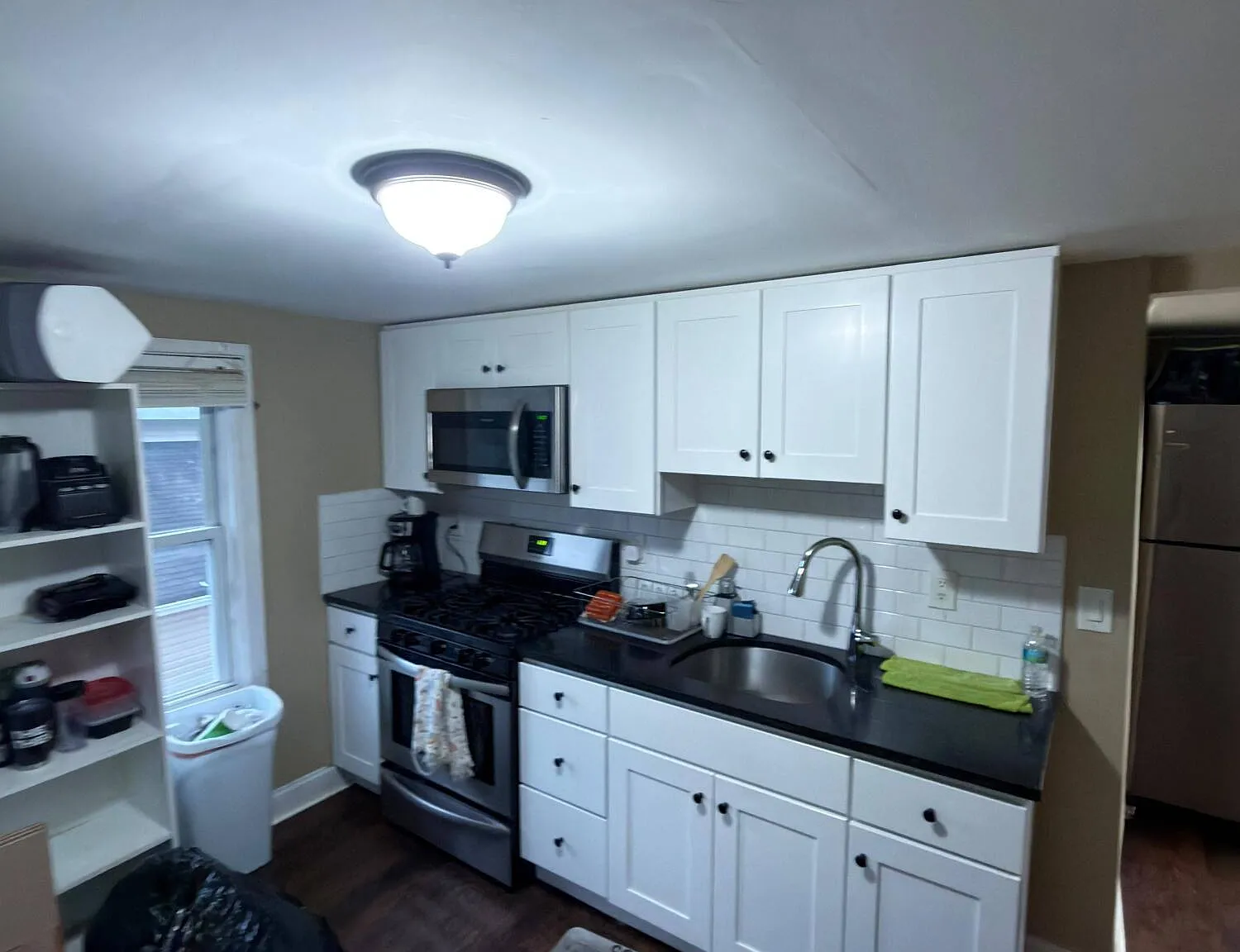 2 bed, 1828 sqft, $2,400 — Photo 3