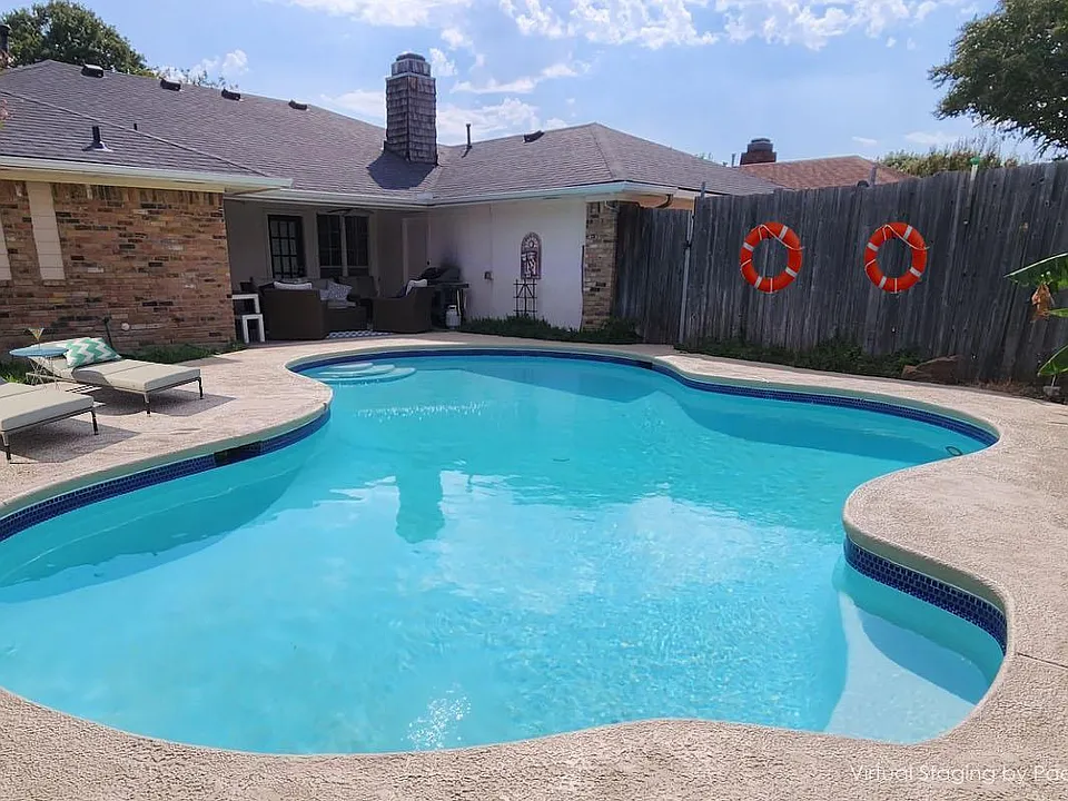 4121 Midnight Dr
