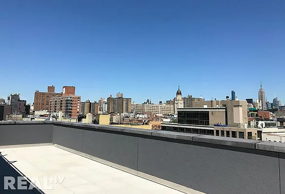 Rented by REAL New York | media 11