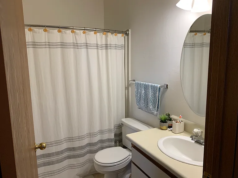 Cardinal Apartments — Photo 15