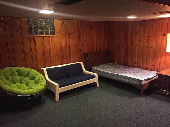 3rd image of 1403 Steele Ave APT 3
