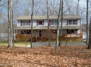 119 High Meadow Dr, Milford, PA 18337