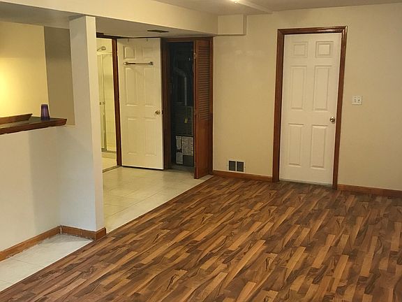 5th image of 488 Correll Ave