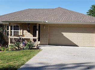 6 Brierton Cir, Bella Vista, AR 72715