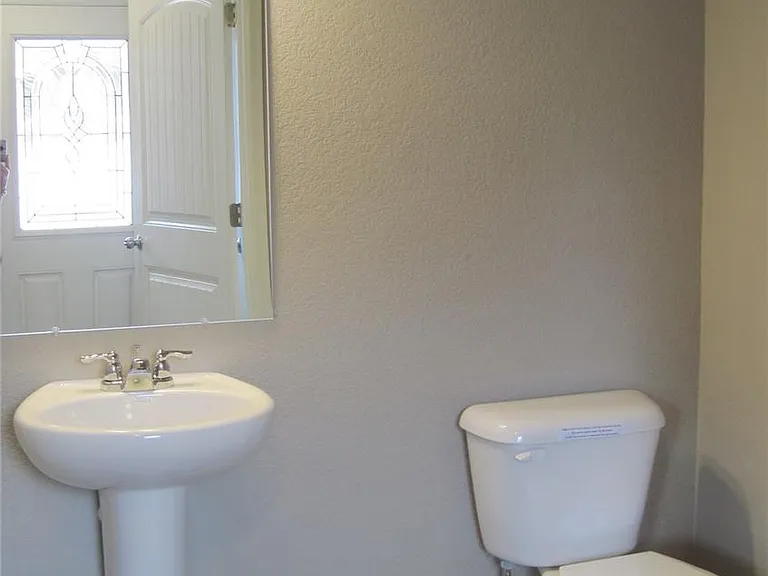 7724 Sand Lake Hts — Photo 5