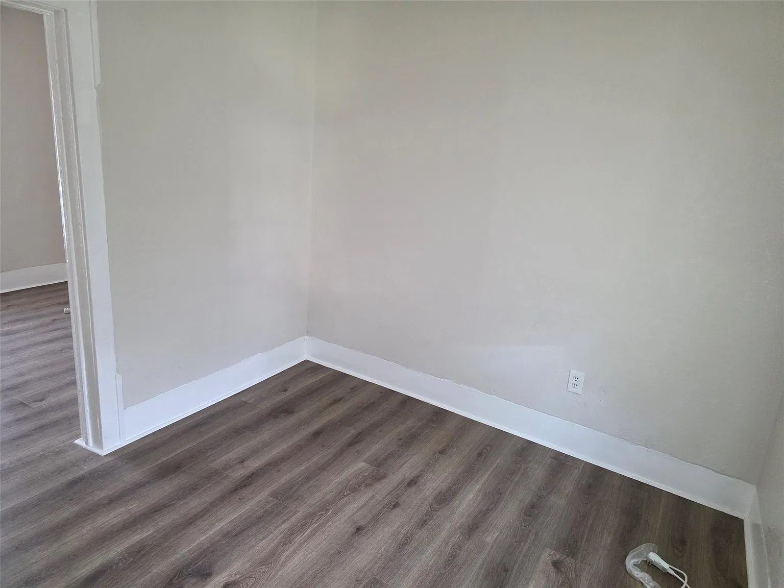 1 bed, 1.0 bath, 400 sqft, $775 — Photo 4