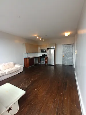 Rented by City Vista Inc | media 49